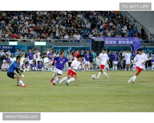 香港足球明星队盛宴庆祝荣耀时刻共聚一堂展现团结与激情 香港足球明星队盛宴庆祝荣耀时刻共聚一堂展现团结与激情
